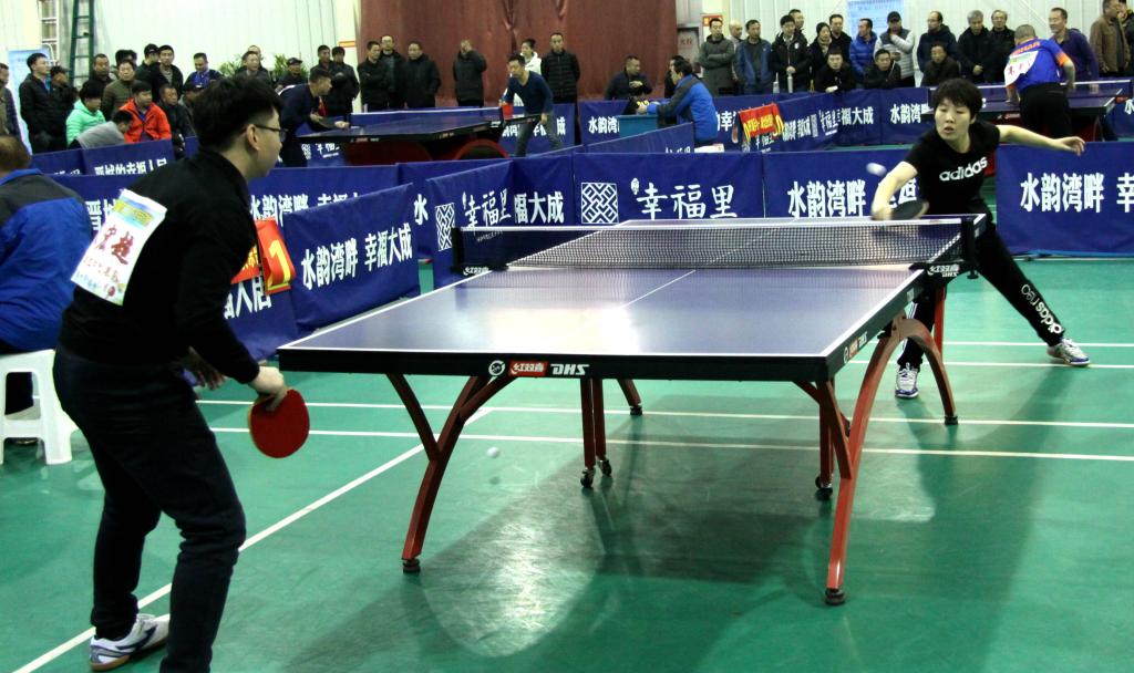 并探讨这场 并探讨这场